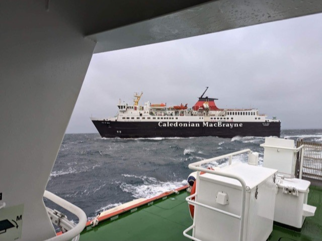 Council vessels assist Isle of Mull ferry